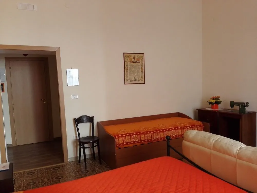 Bed And Breakfast Casa Mariella Naples 3*,